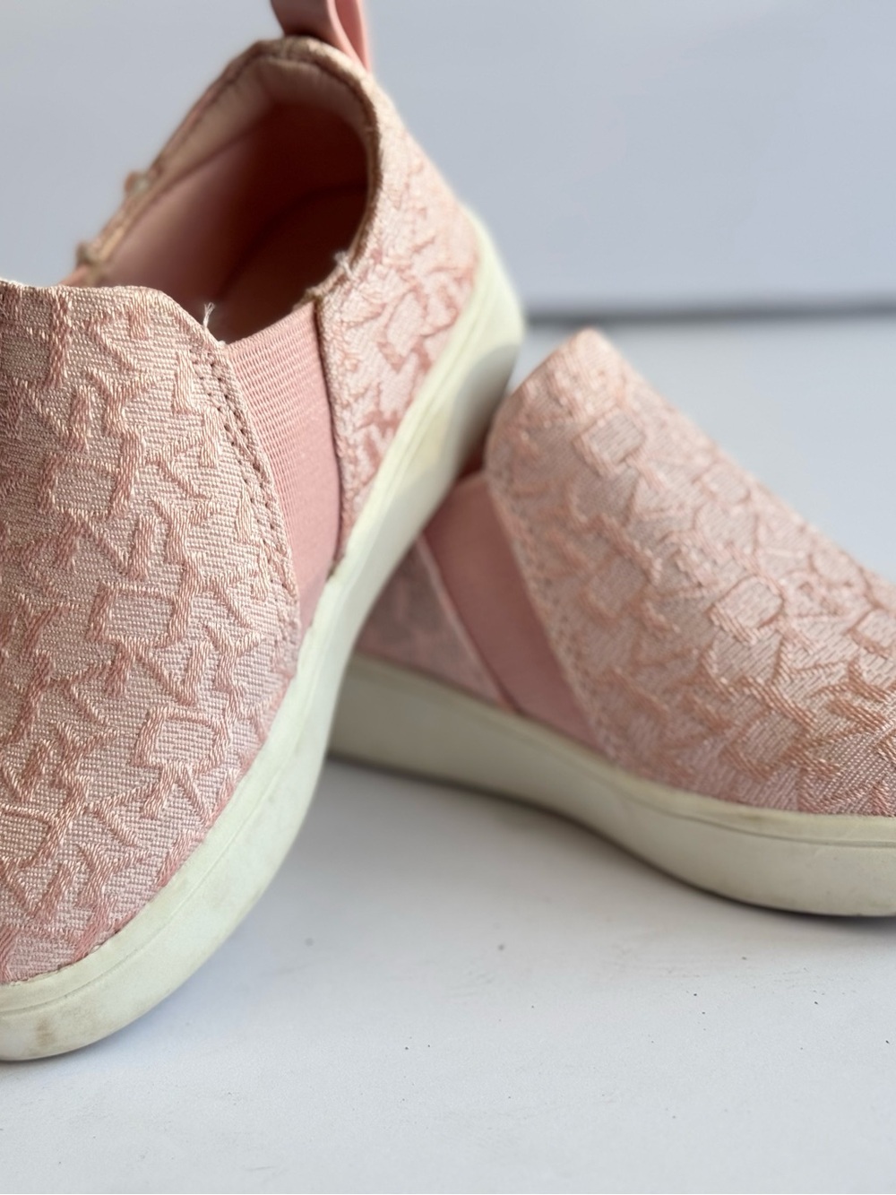 DKNY Pink Slip-On Knit Logo-Texture Sneakers